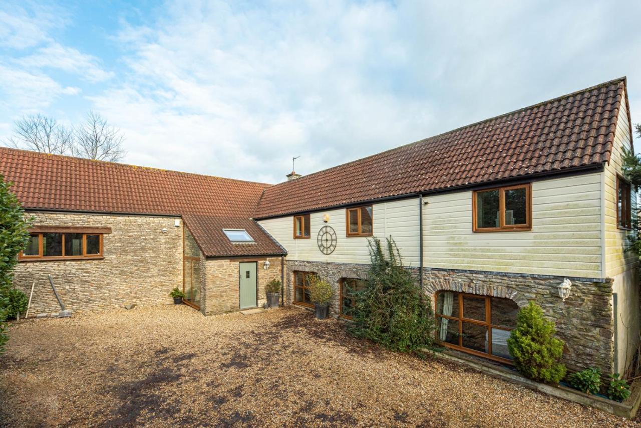 The West Barn Near Bath, Sleeps 24 And 2 Hot Tubs Villa Bristol Exterior foto